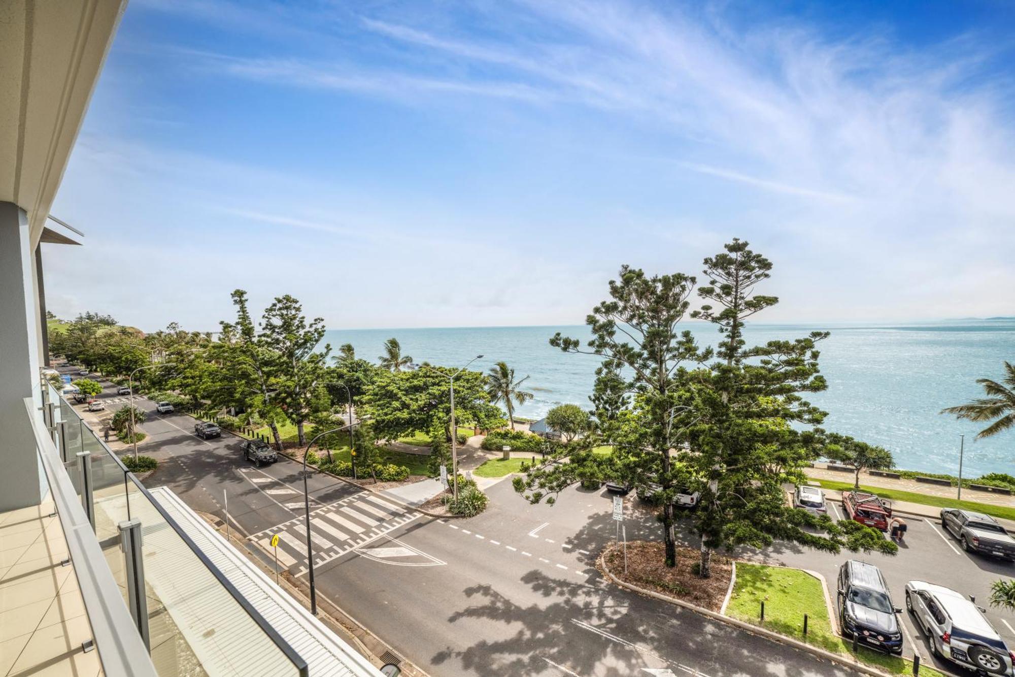 Salt Yeppoon Aparthotel Екстериор снимка